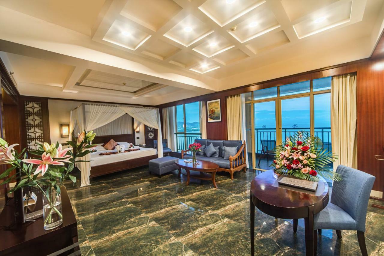 Shengyi Holiday Villa Hotel Санья Экстерьер фото